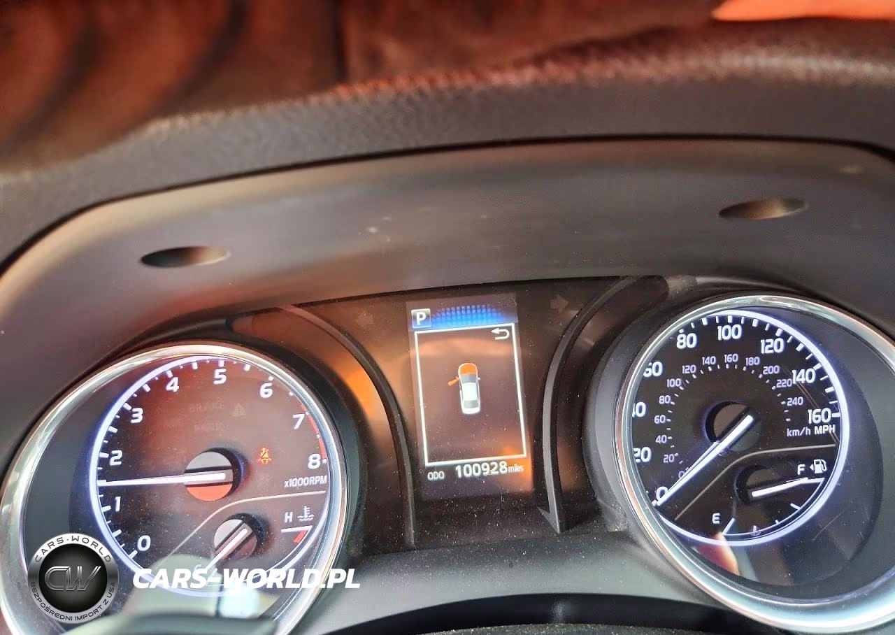 2019 Toyota Camry Se VIN:4T1B11HK7KU227677 - 9