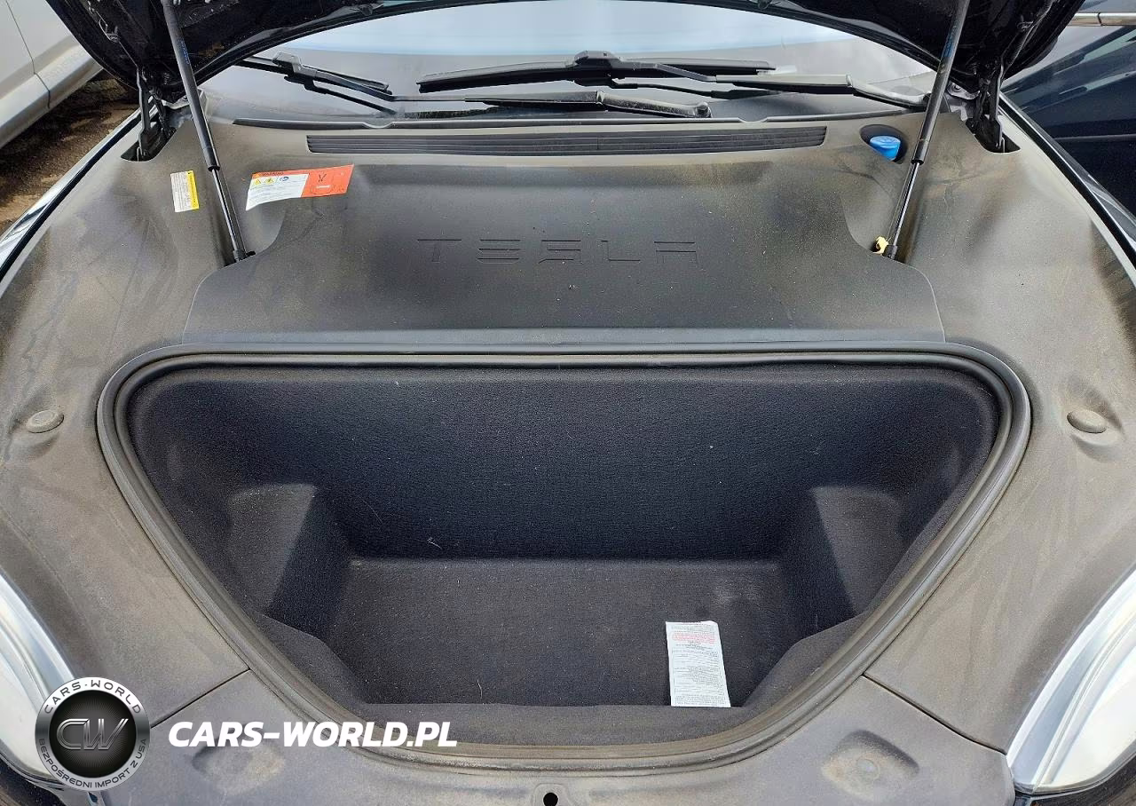 2016 Tesla Model S VIN:5YJSA1E2XGF143930 - 11