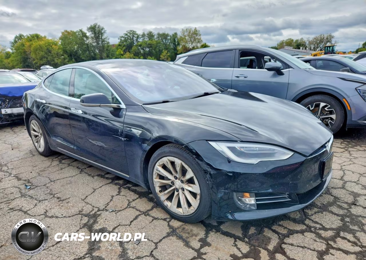 2016 Tesla Model S VIN:5YJSA1E2XGF143930 - 4