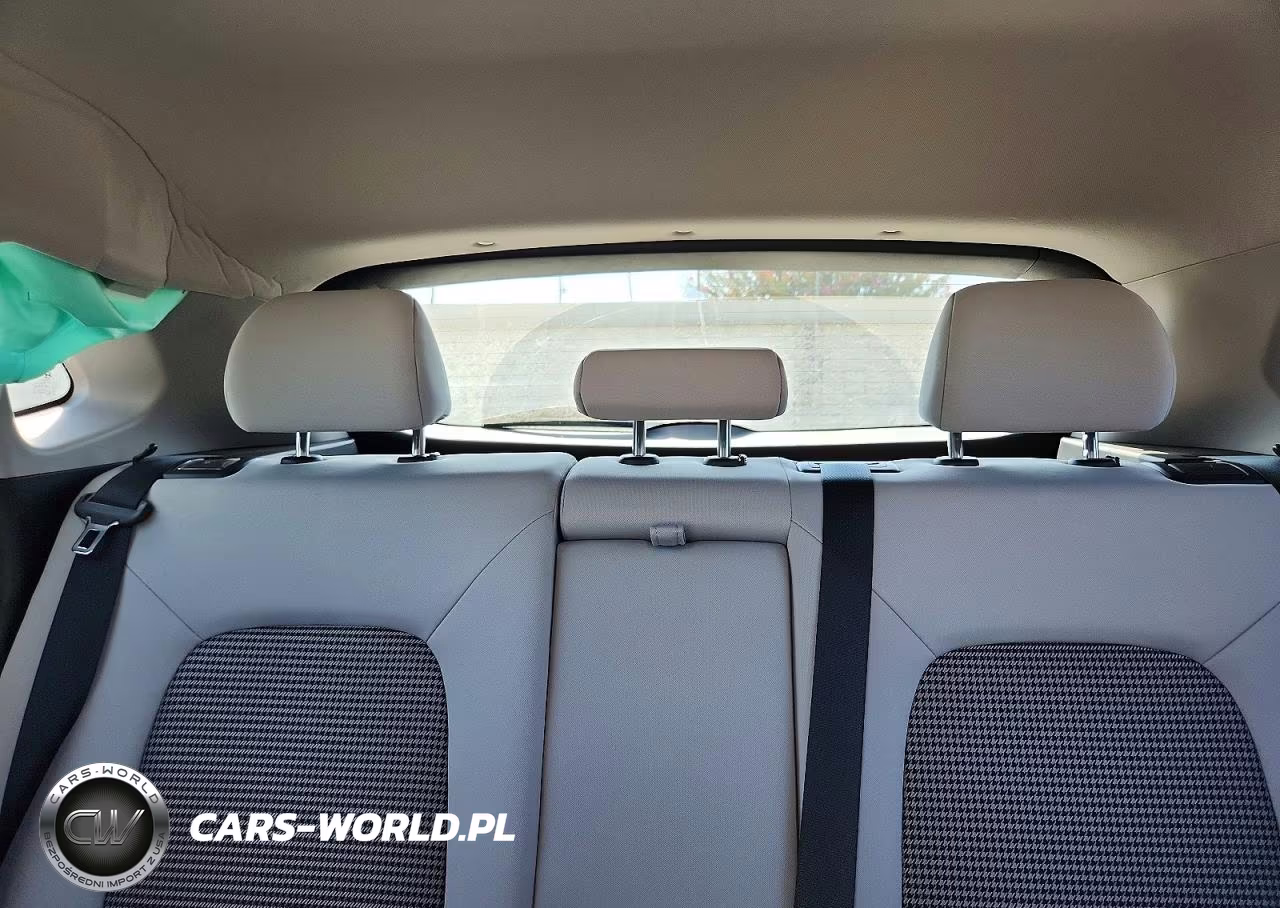 2023 Hyundai Kona Se VIN:KM8K2CAB7PU049473 - 10