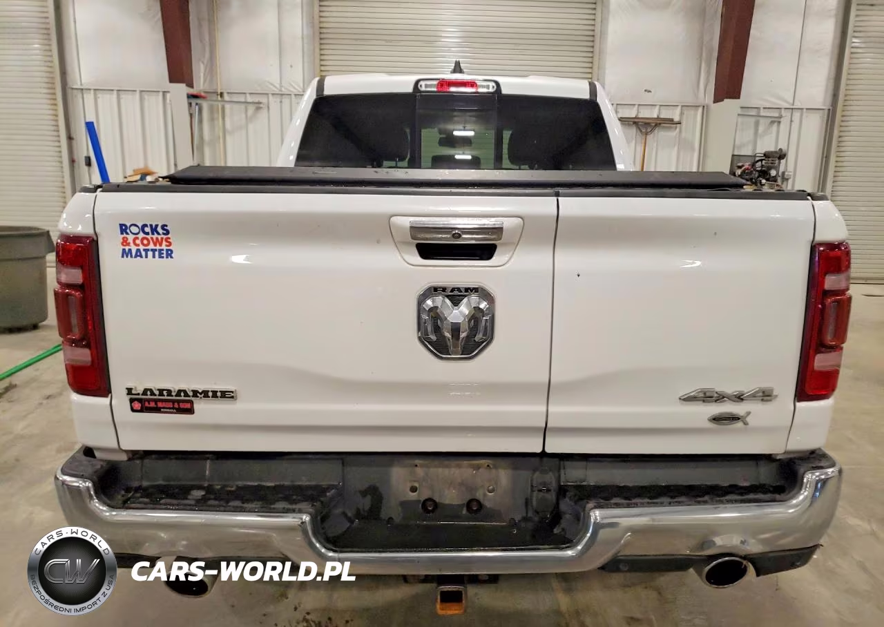 2020 Ram 1500 Laramie VIN:1C6SRFJT0LN353833 - 6