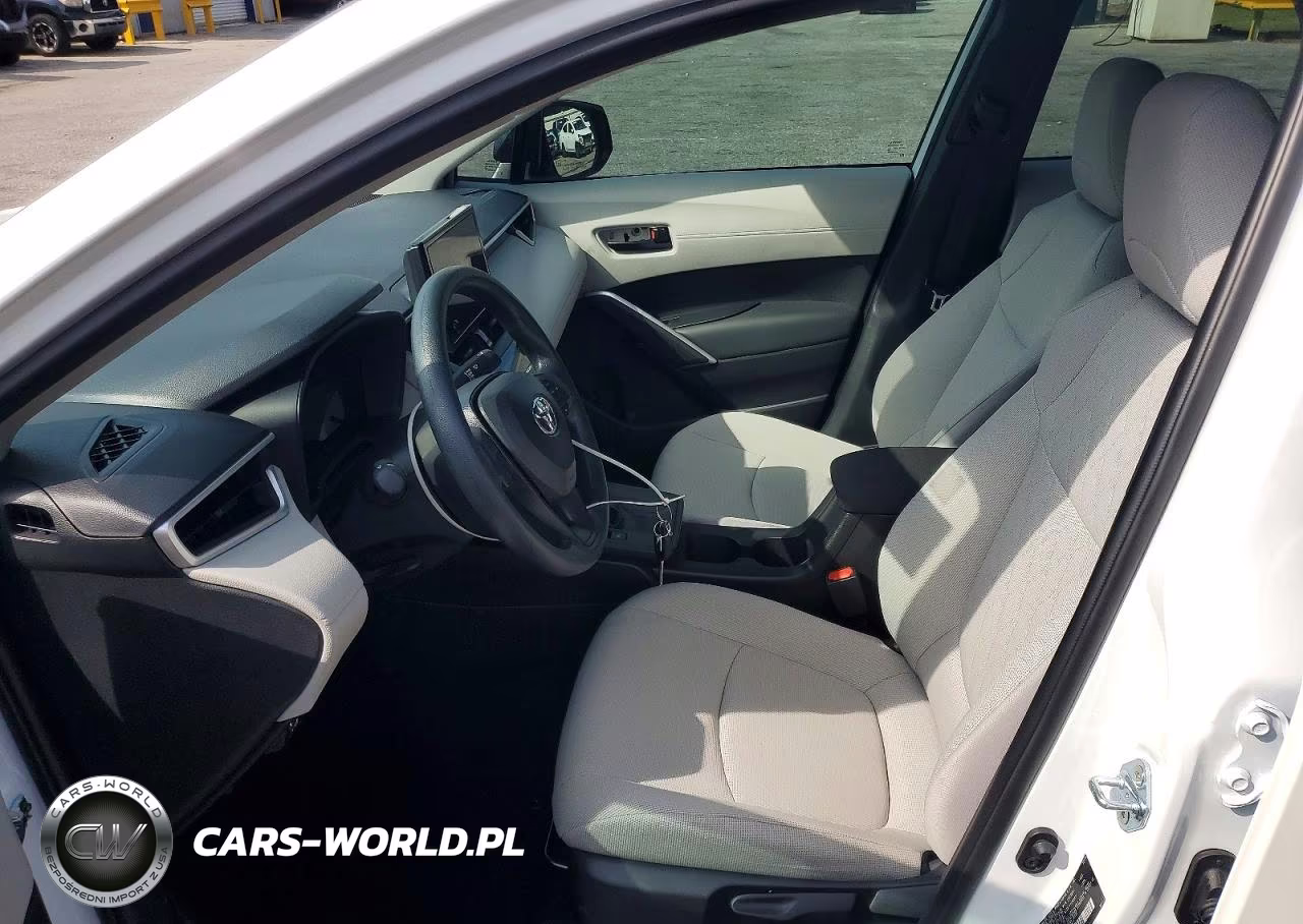 2026 Toyota Corolla Cross L VIN:7MUAAAAG6TV203498 - 7