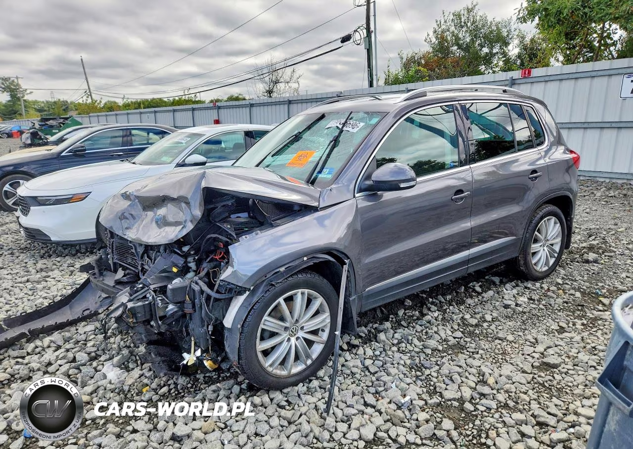 2015 Volkswagen Tiguan S – zdjęcie 1 z 13