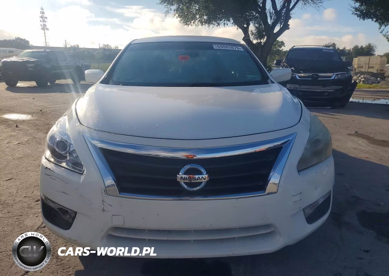 2015 Nissan Altima 2.5 S VIN:1N4AL3AP5FC252235 - 5