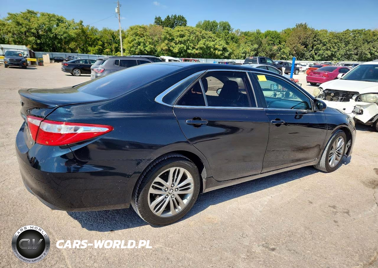 2015 Toyota Camry Se VIN:4T1BF1FK0FU951236 - 3