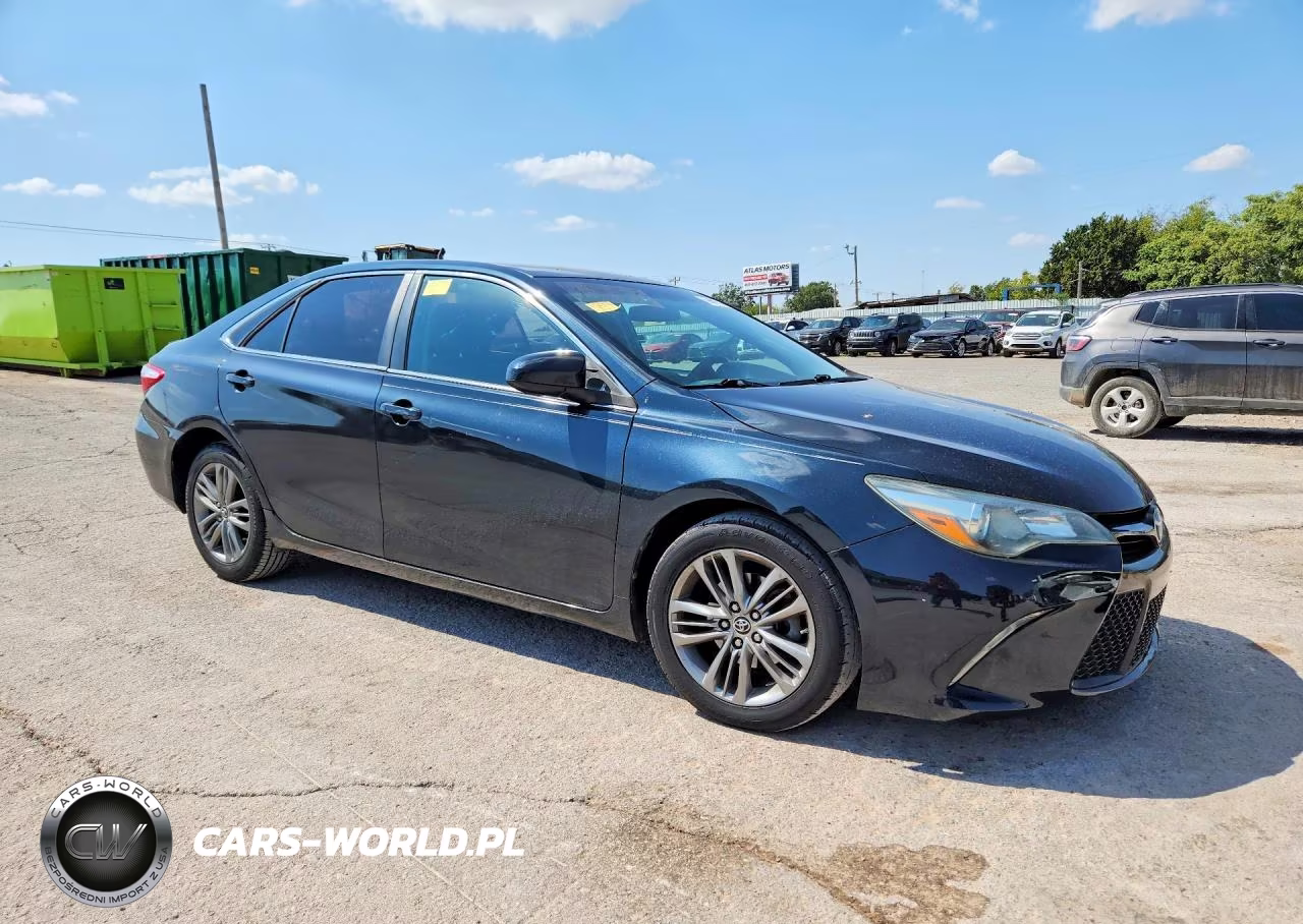 2015 Toyota Camry Se VIN:4T1BF1FK0FU951236 - 4