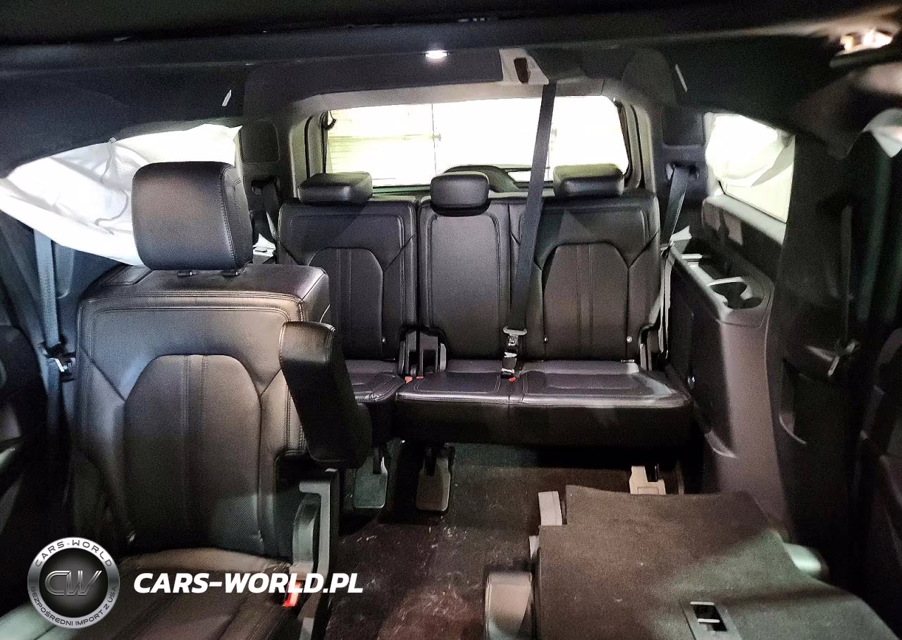 2019 Ford Expedition Limited VIN:1FMJU2AT0KEA18304 - 10