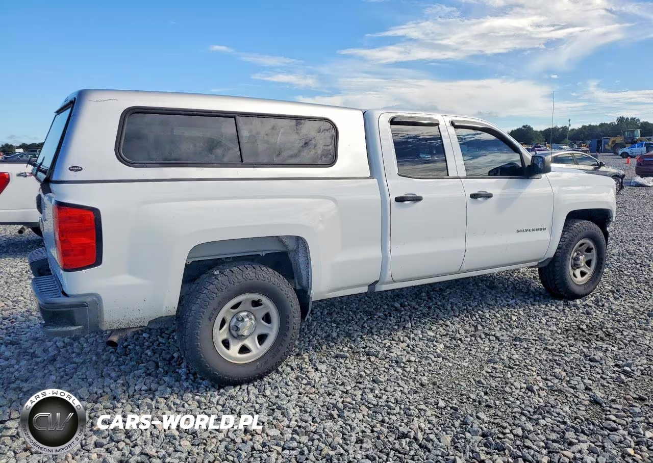 2017 Chevrolet Silverado C1500 VIN:1GCRCNEH3HZ291496 - 3