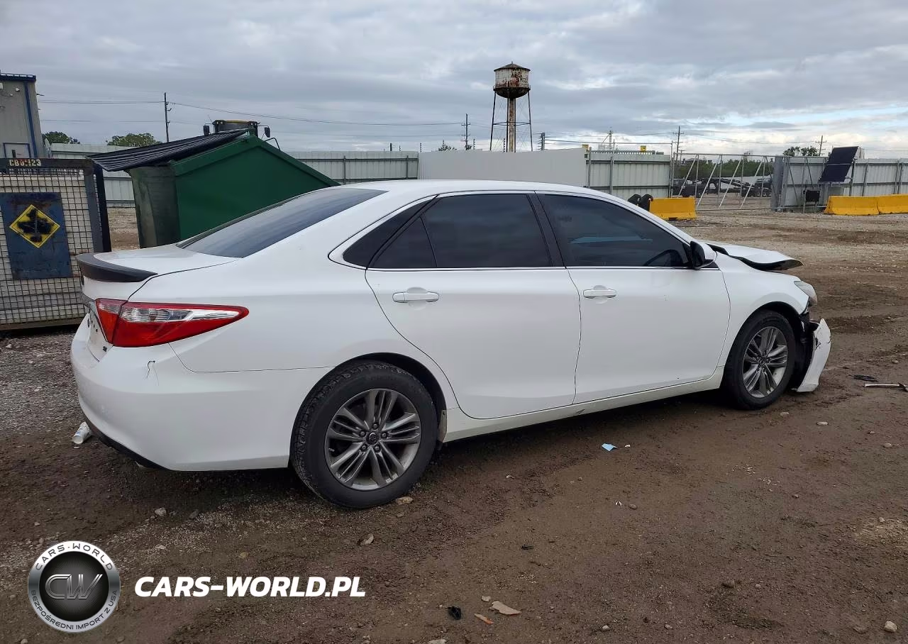 2017 Toyota Camry Se VIN:4T1BF1FK7HU736360 - 3