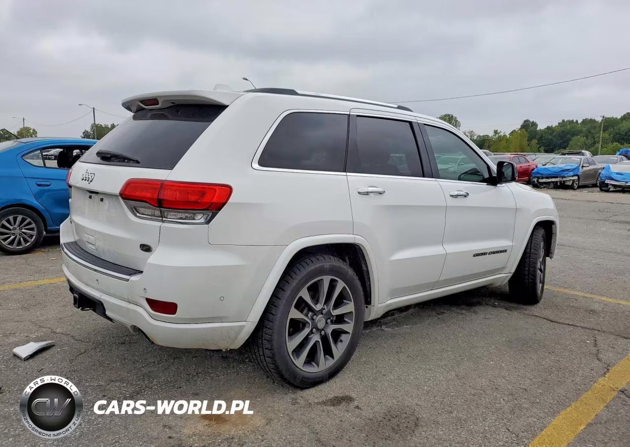 2018 Jeep Grand Cherokee Overland VIN:1C4RJFCG4JC183662 - 3