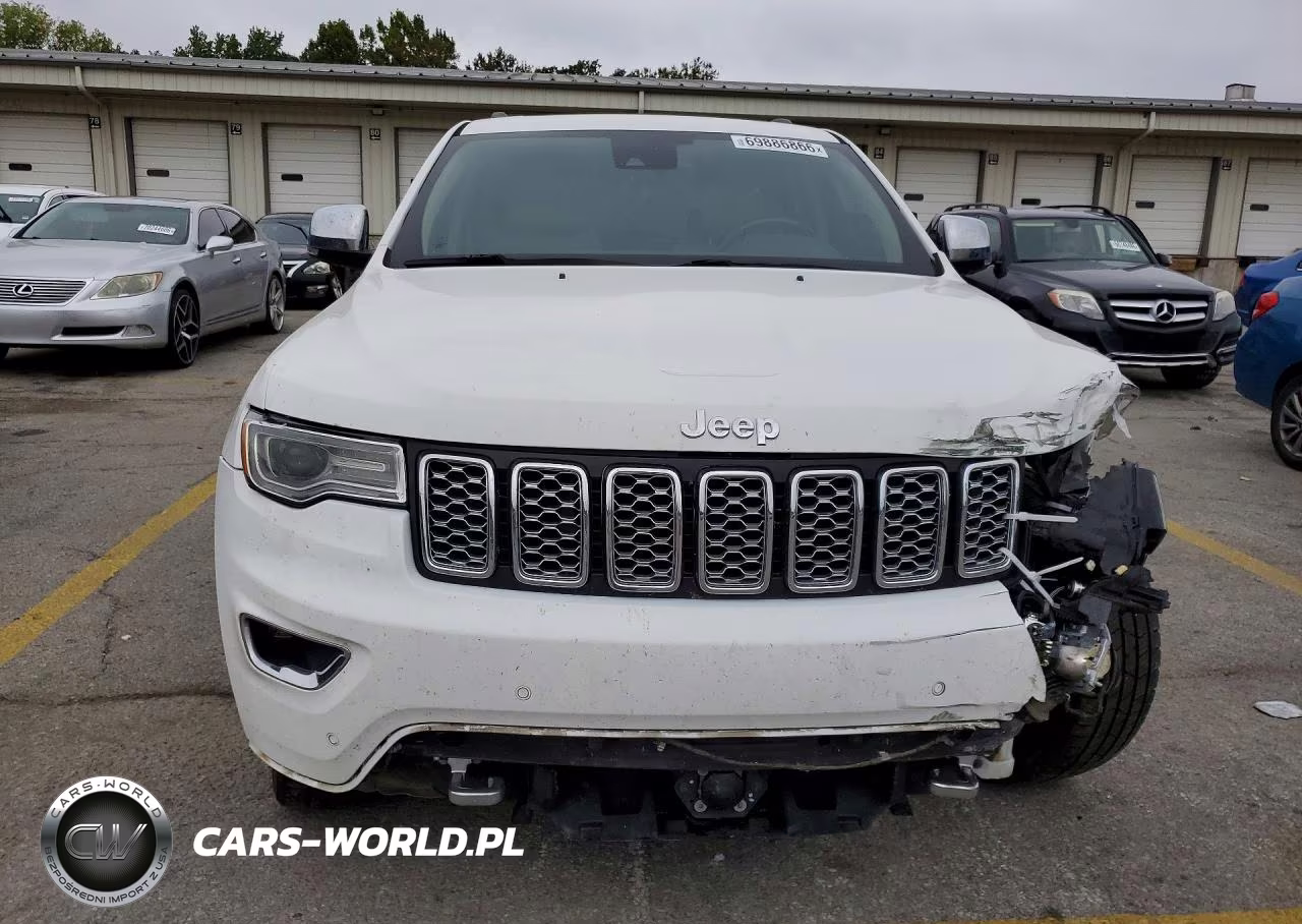 2018 Jeep Grand Cherokee Overland VIN:1C4RJFCG4JC183662 - 5