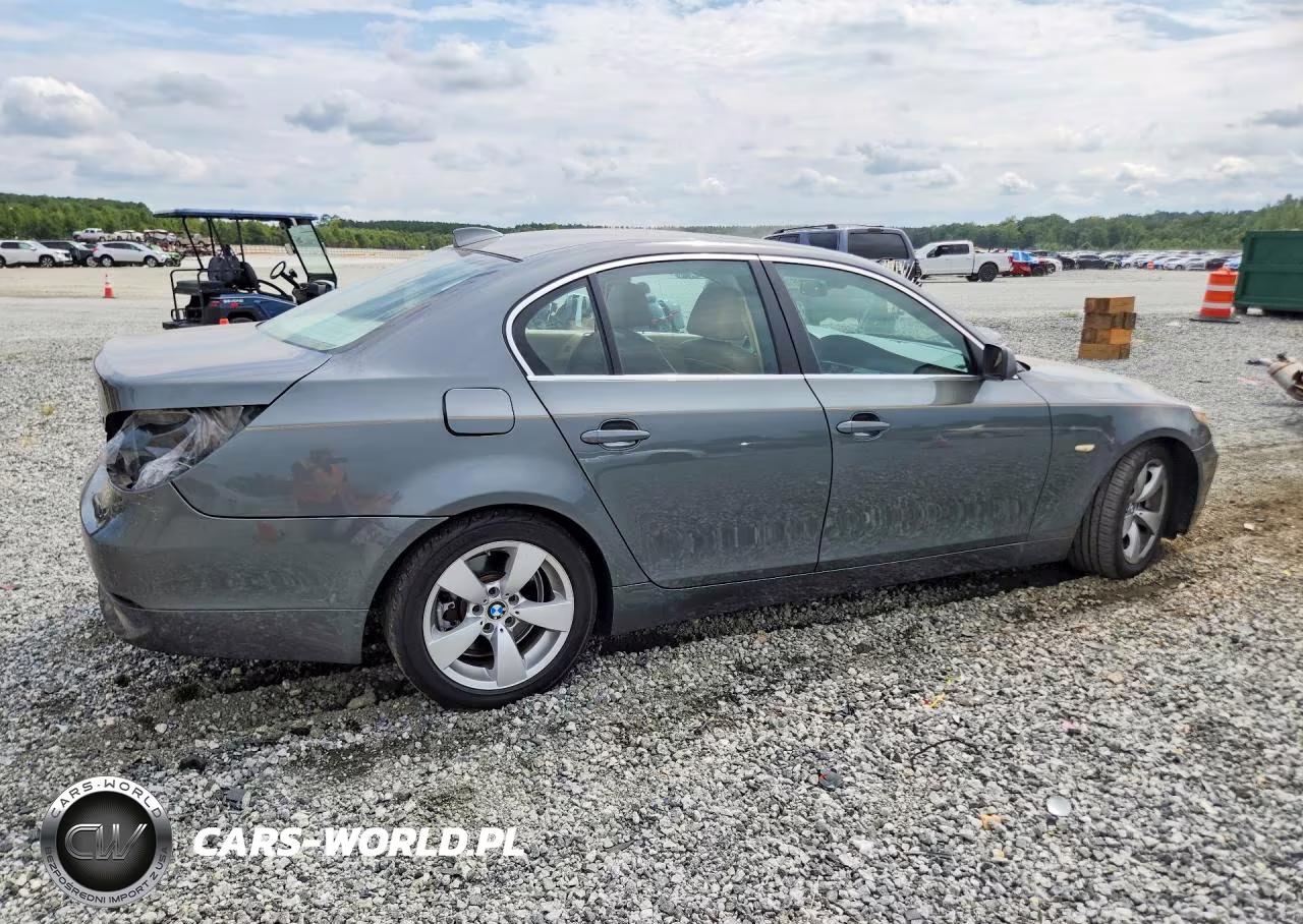 2007 BMW 530 I VIN:WBANE73577CM45073 - 3