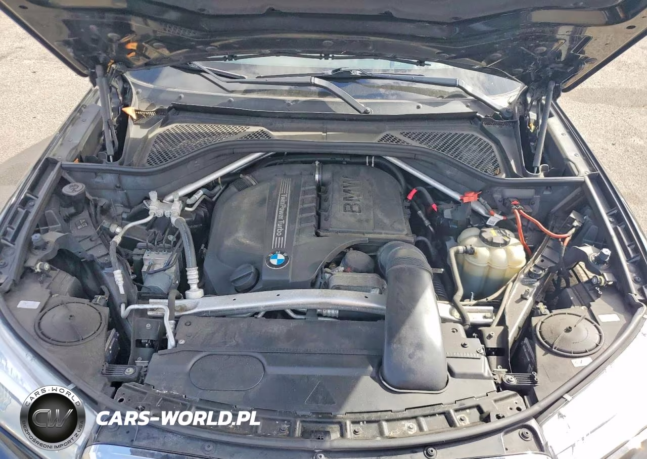 2018 BMW X5 xDrive35I VIN:5UXKR0C51J0Y05513 - 12
