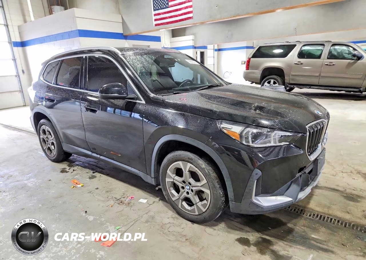 2023 BMW X1 xDrive28I VIN:WBX73EF05P5W65244 - 4