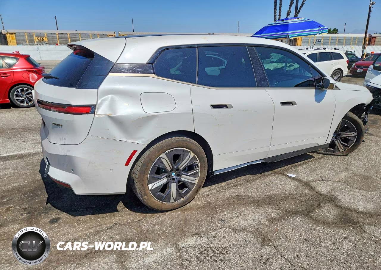2026 BMW Ix xDrive60 VIN:WB553CF0XTCX34973 - 3