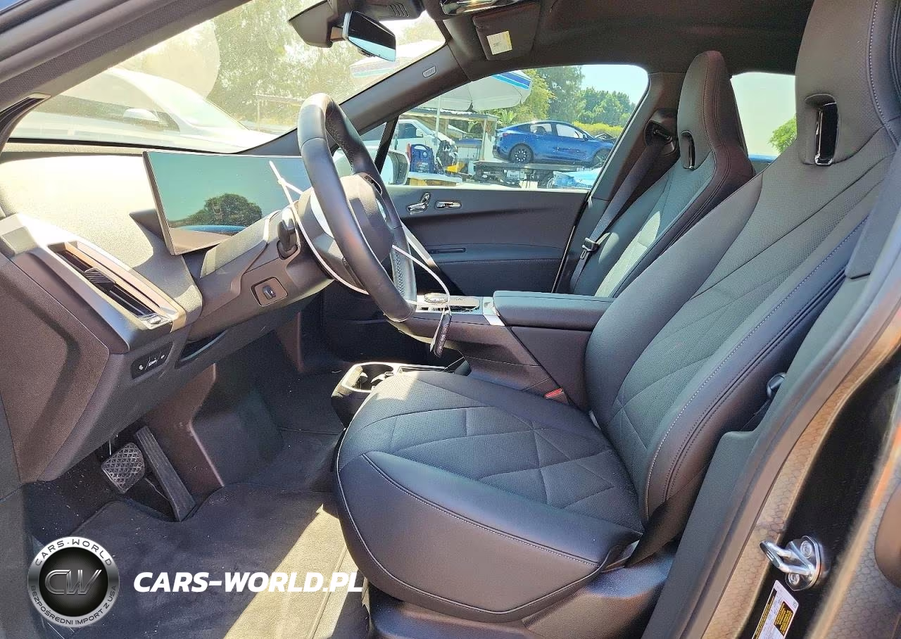 2026 BMW Ix xDrive60 VIN:WB553CF0XTCX34973 - 7