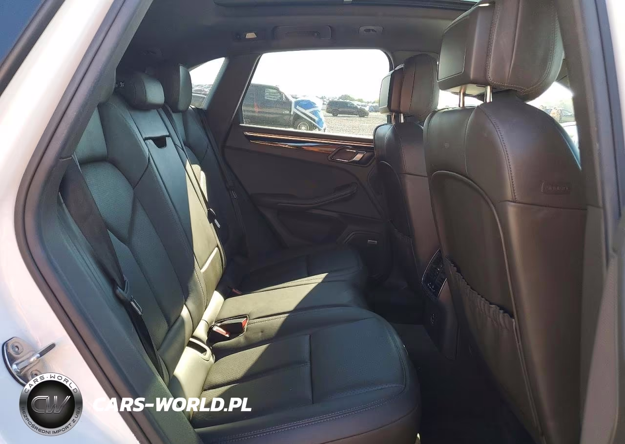 2020 Porsche Macan S VIN:WP1AB2A50LLB30494 - 11