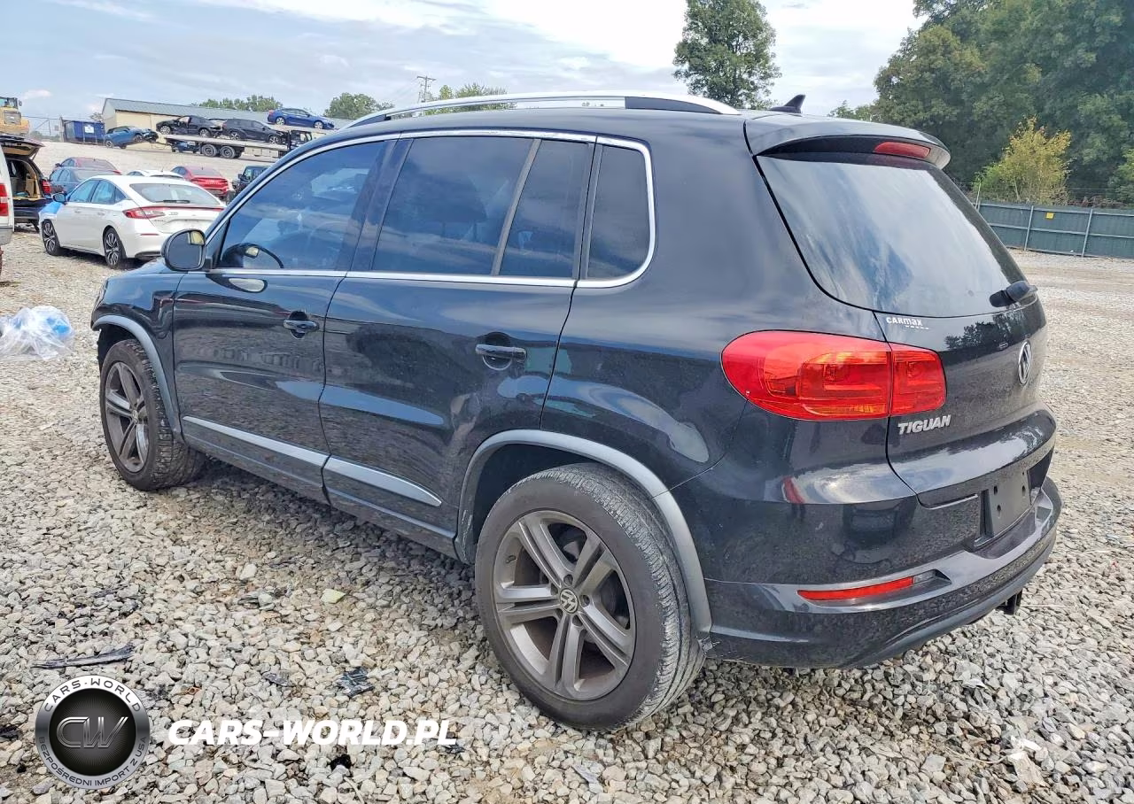 2017 Volkswagen Tiguan Sport VIN:WVGTV7AXXHK016043 - 2
