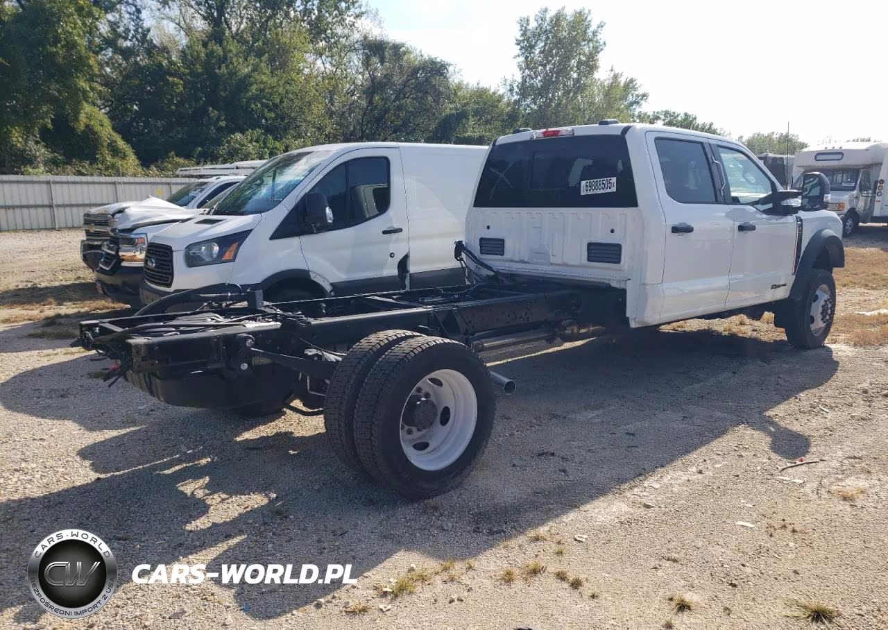 2023 Ford F550 Super Duty Super Duty VIN:1FD0W5HTXPEC31958 - 3