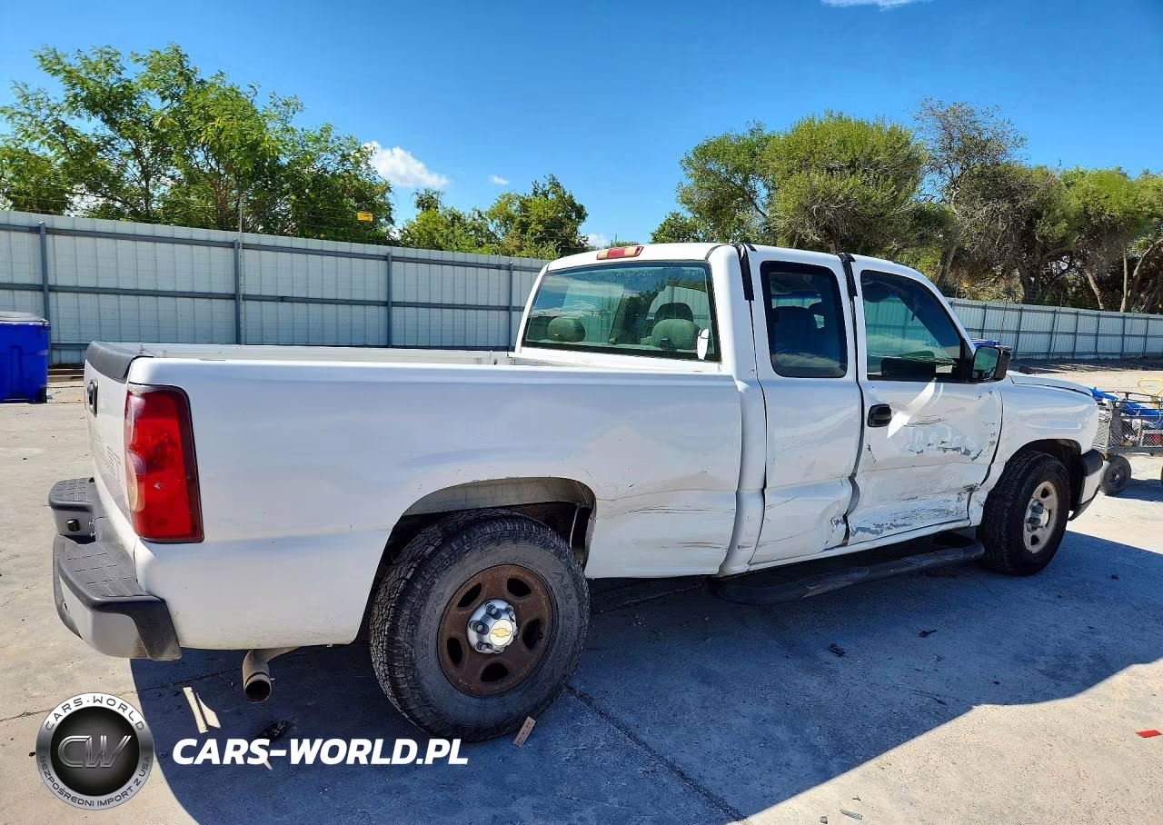 2003 Chevrolet Silverado C1500 VIN:1GCEC19V43Z337689 - 3