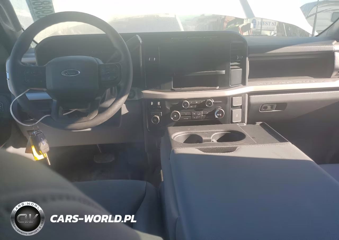 2023 Ford F550 Super Duty VIN:1FD0W5HT5PEC77827 - 8