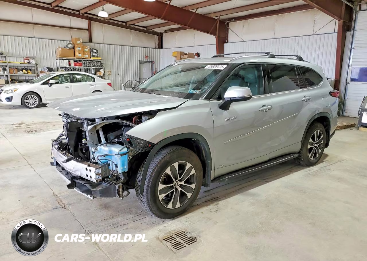 2020 Toyota Highlander Hybrid Xle
