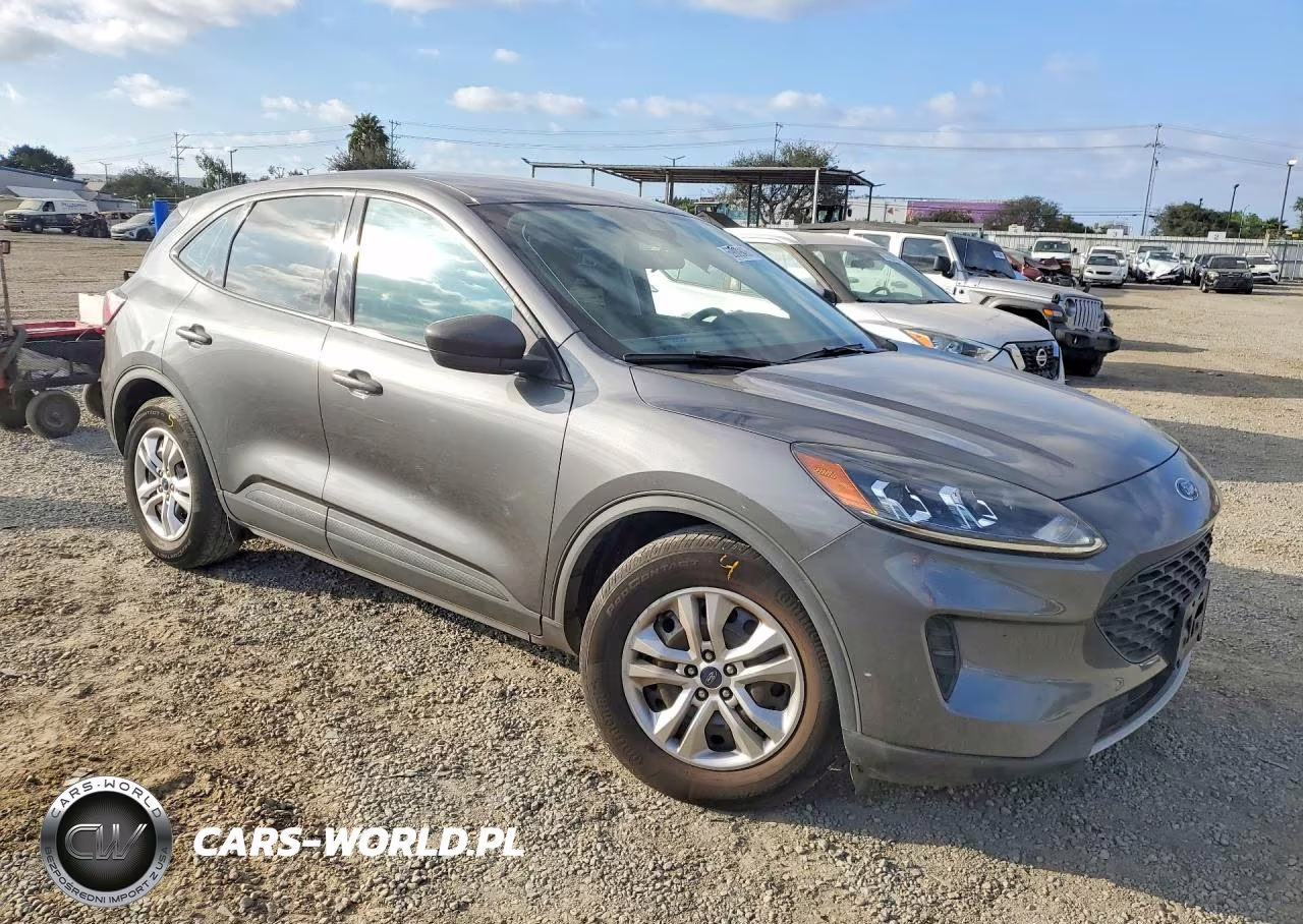 2021 Ford Escape S VIN:1FMCU0F60MUA40246 - 4