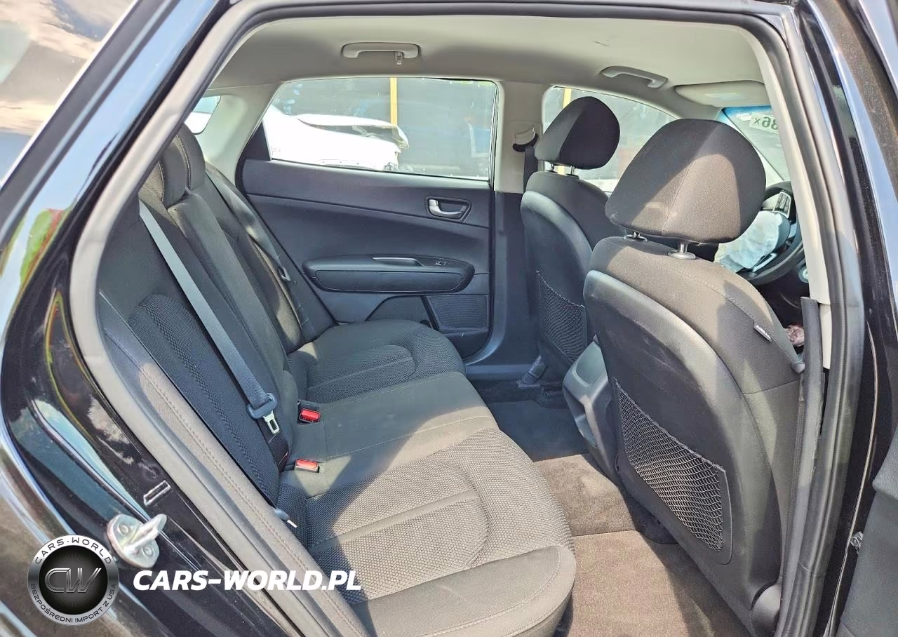 2019 Kia Optima Lx VIN:5XXGT4L36KG335557 - 10