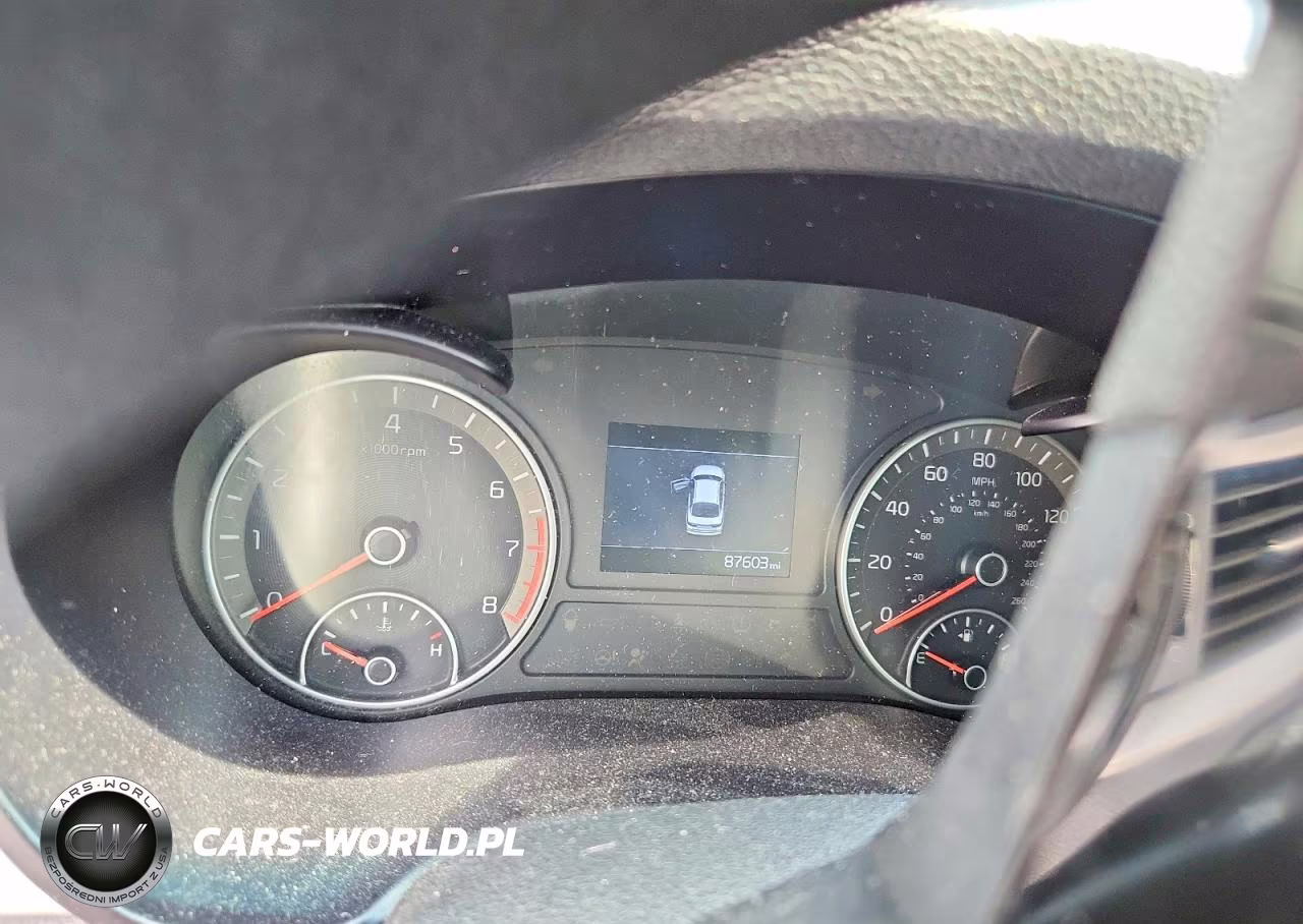 2019 Kia Optima Lx VIN:5XXGT4L36KG335557 - 9