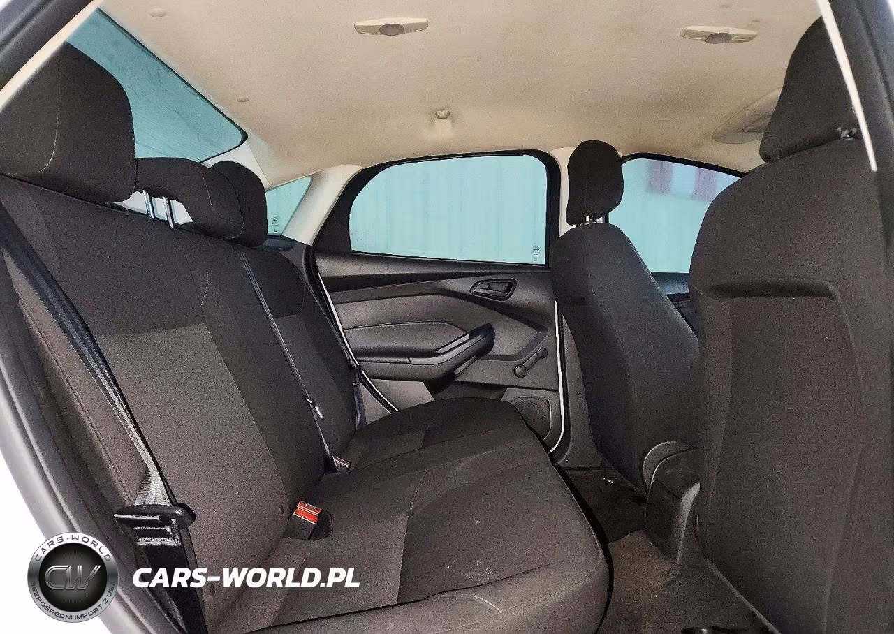 2018 Ford Focus S VIN:1FADP3E24JL269360 - 10
