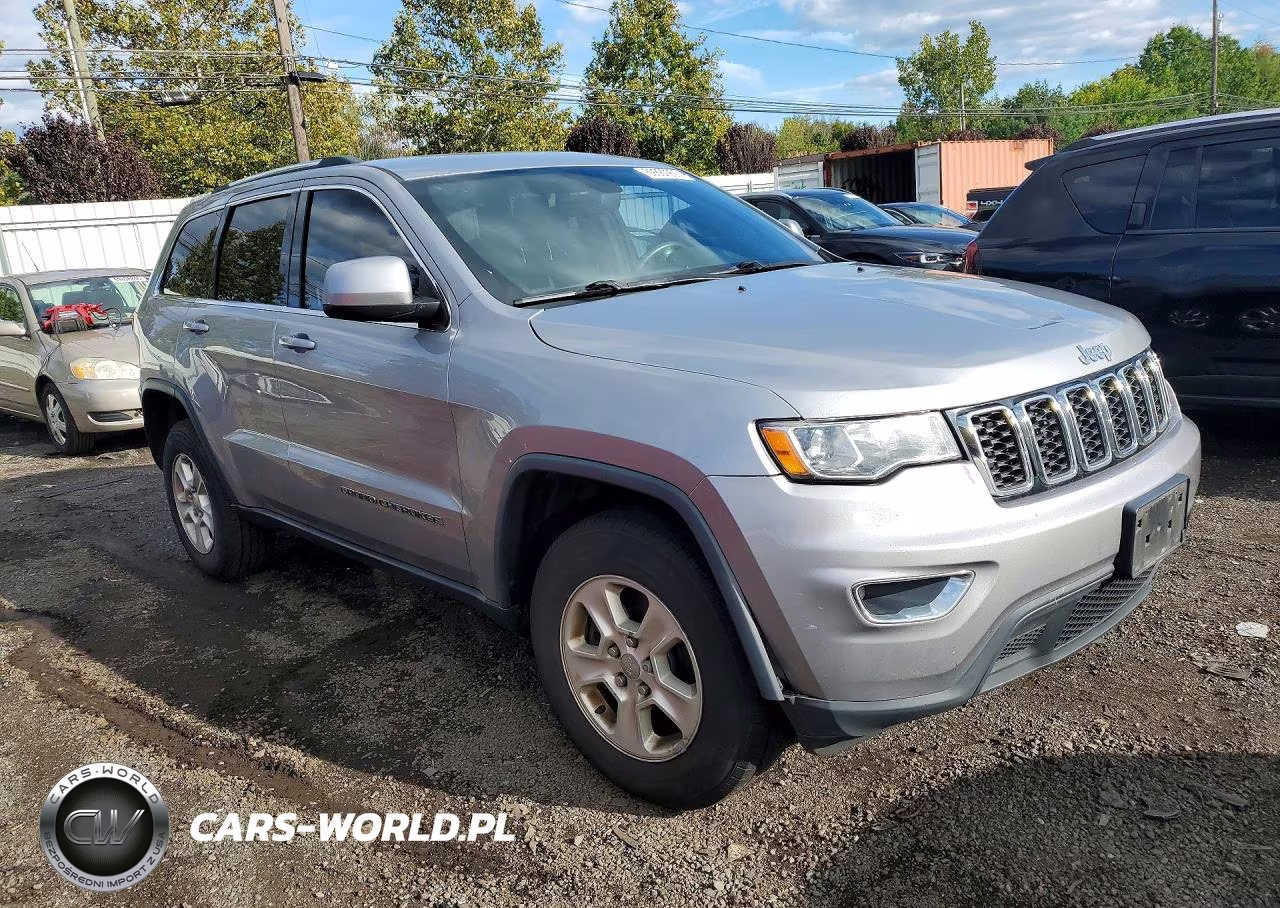 2017 Jeep Grand Cherokee Laredo VIN:1C4RJFAG2HC678536 - 4