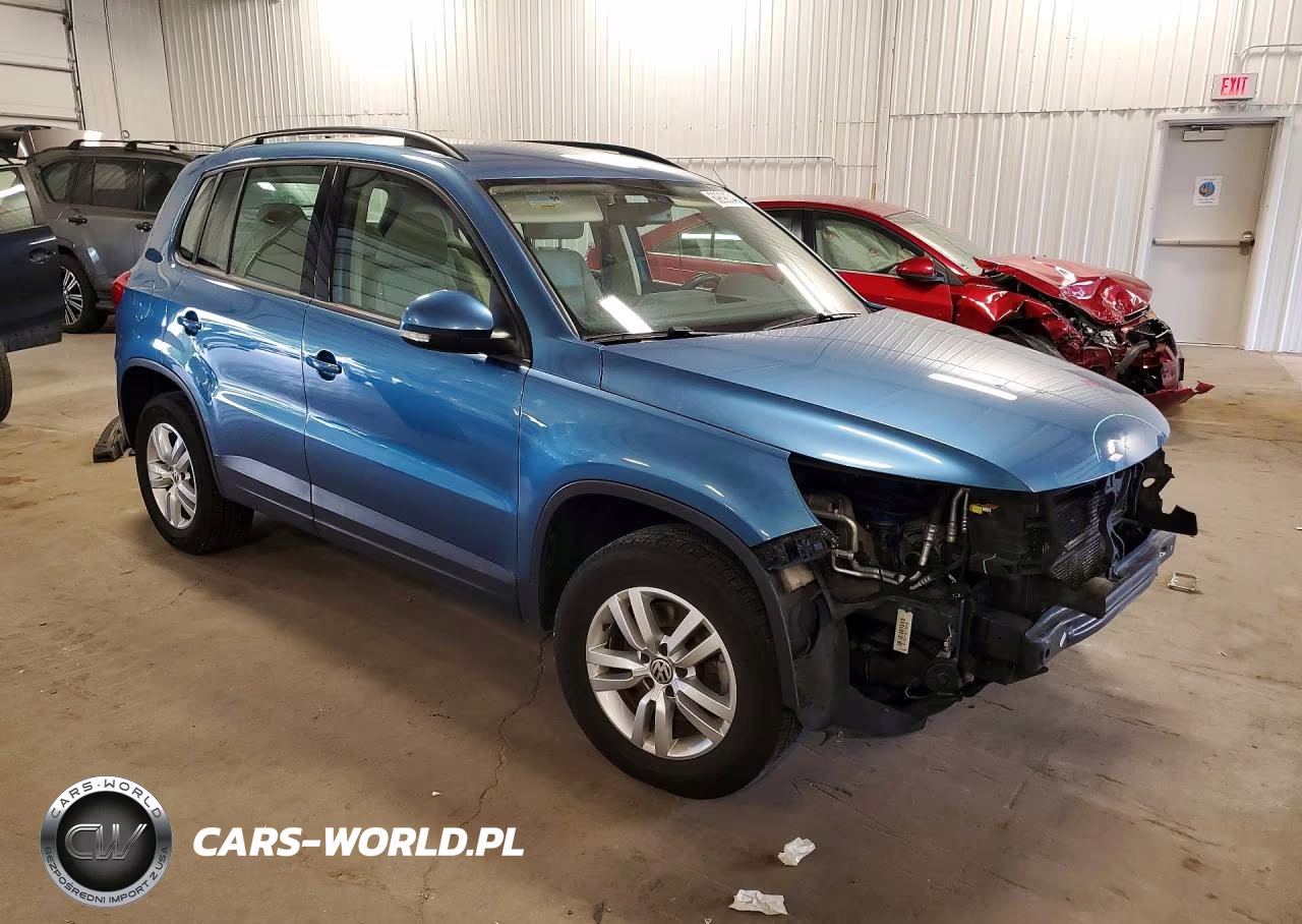 2017 Volkswagen Tiguan S VIN:WVGBV7AX2HK025508 - 4