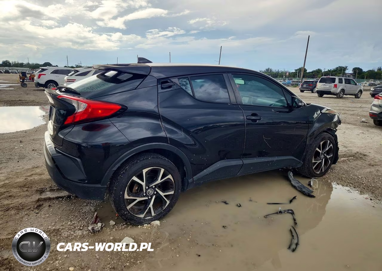 2018 Toyota C-Hr Xle VIN:NMTKHMBX3JR060001 - 3