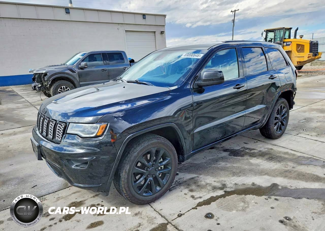 2022 Jeep Grand Cherokee Laredo E
