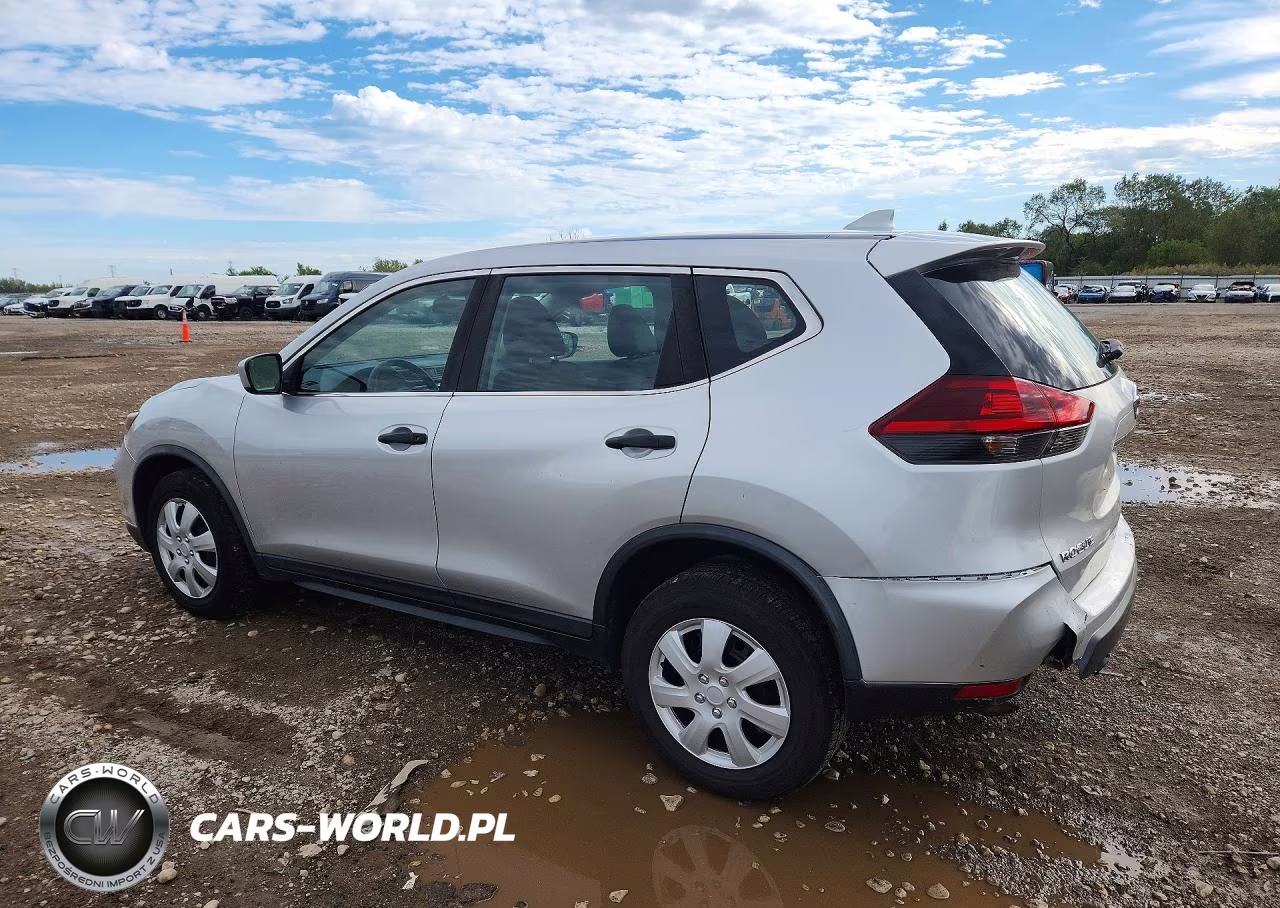 2018 Nissan Rogue S VIN:KNMAT2MV0JP520401 - 2