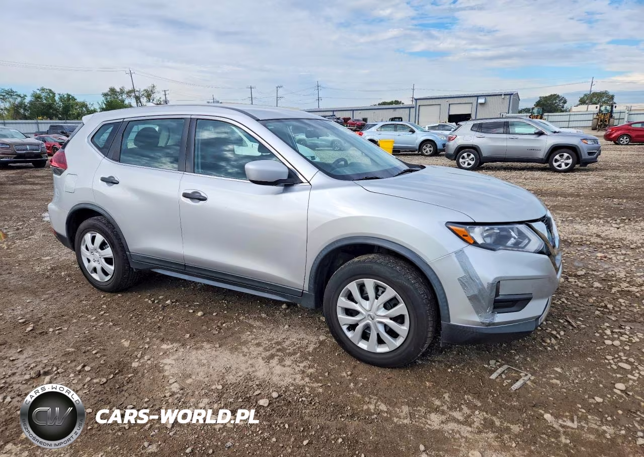 2018 Nissan Rogue S VIN:KNMAT2MV0JP520401 - 4