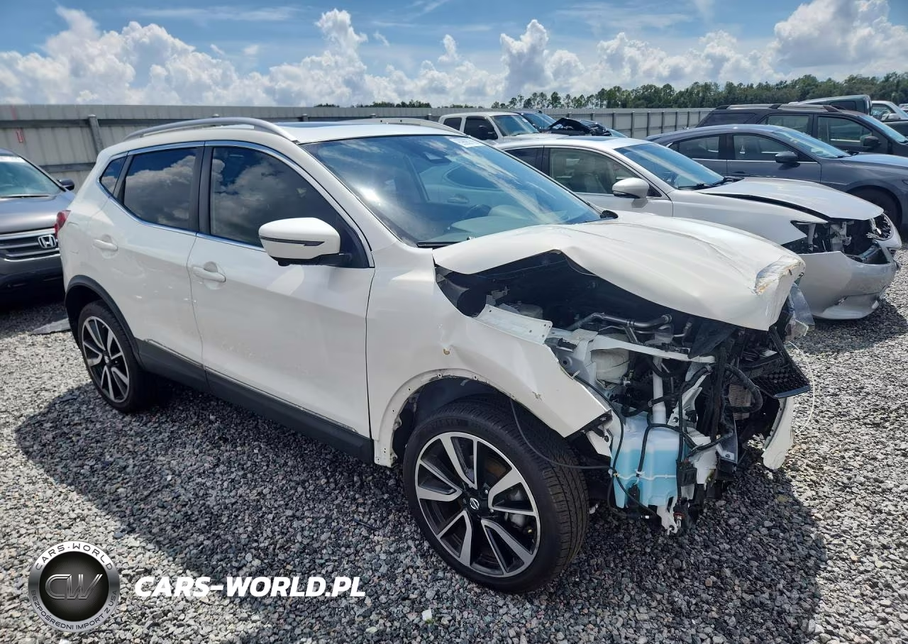2018 Nissan Rogue Sport Sl VIN:JN1BJ1CP5JW161692 - 4