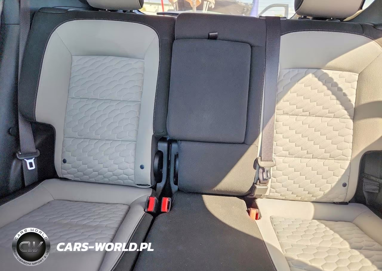 2020 Chevrolet Equinox Ls VIN:2GNAXHEV9L6275386 - 10