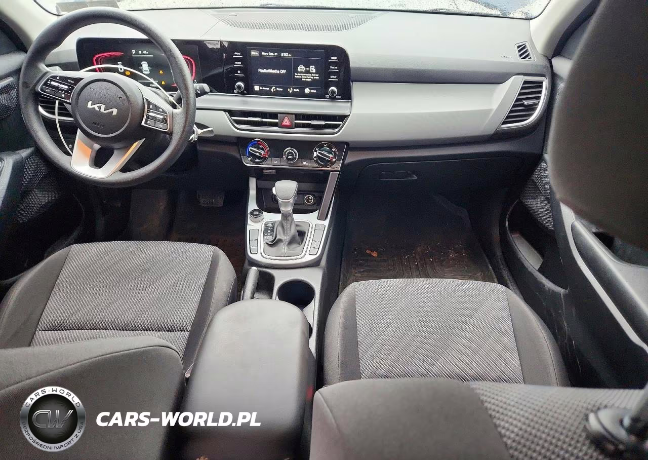 2025 Kia Seltos Lx VIN:KNDEPCAA5S7767413 - 8
