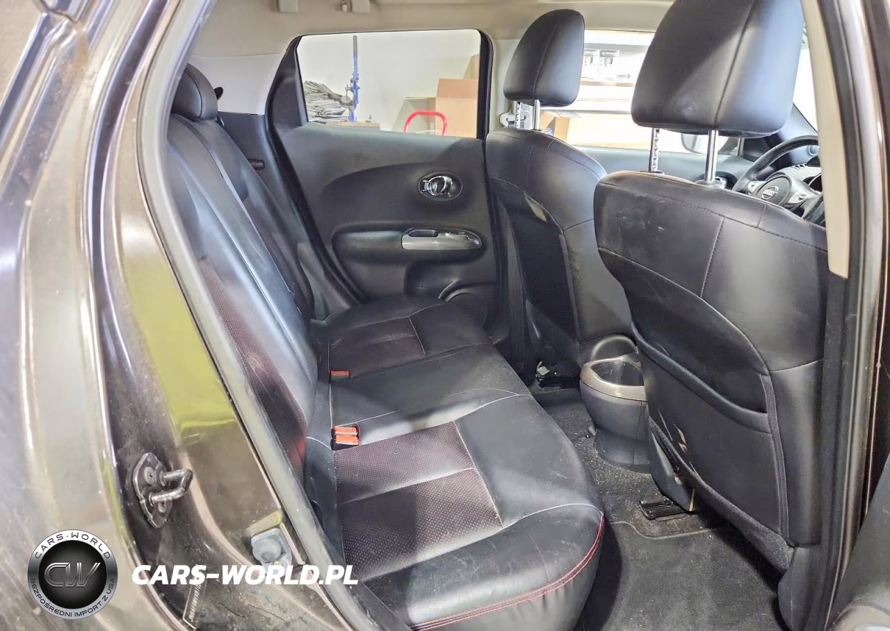 2011 Nissan Juke S VIN:JN8AF5MVXBT026133 - 11