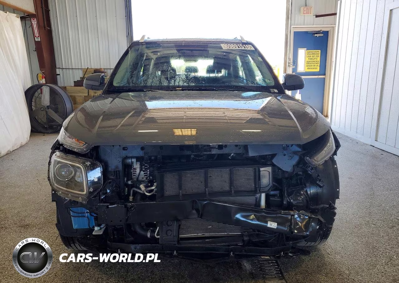 2026 Hyundai Venue Sel VIN:KMHRC8A36TU465333 - 5