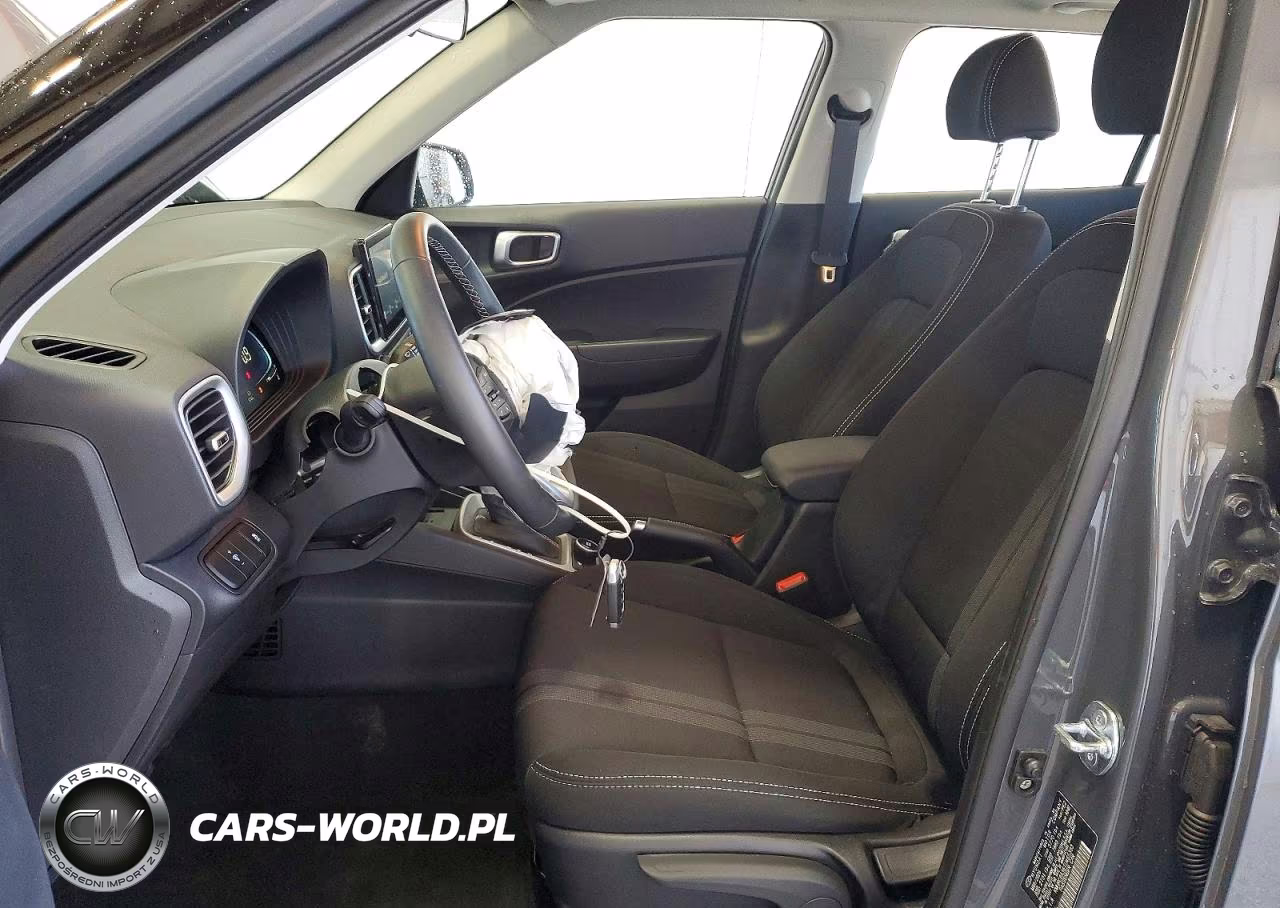 2026 Hyundai Venue Sel VIN:KMHRC8A36TU465333 - 7