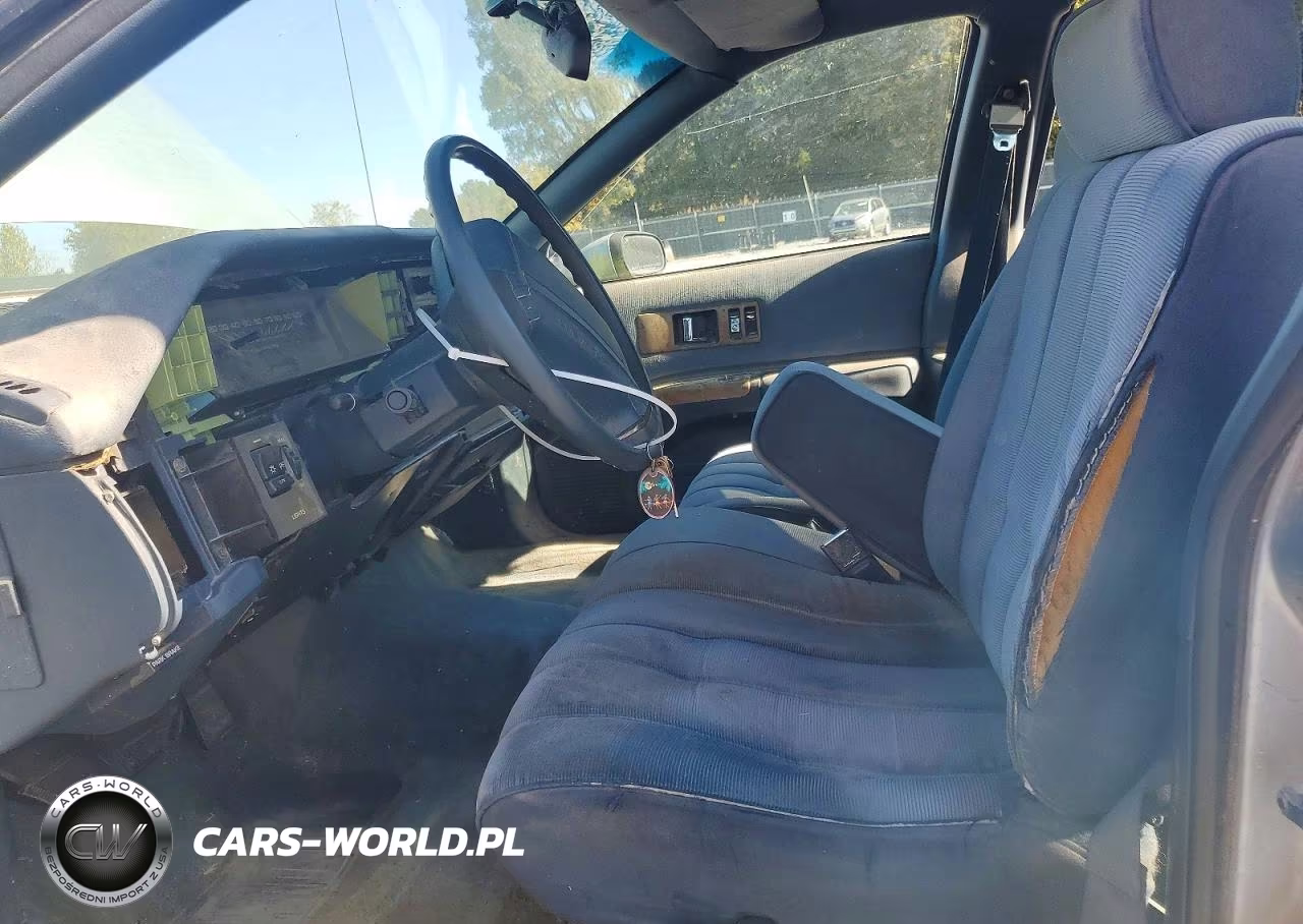 1993 Chevrolet Caprice Classic VIN:1G1BL53E3PR139865 - 7