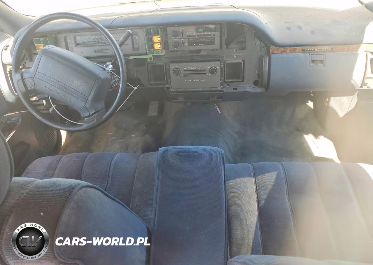 1993 Chevrolet Caprice Classic VIN:1G1BL53E3PR139865 - 8
