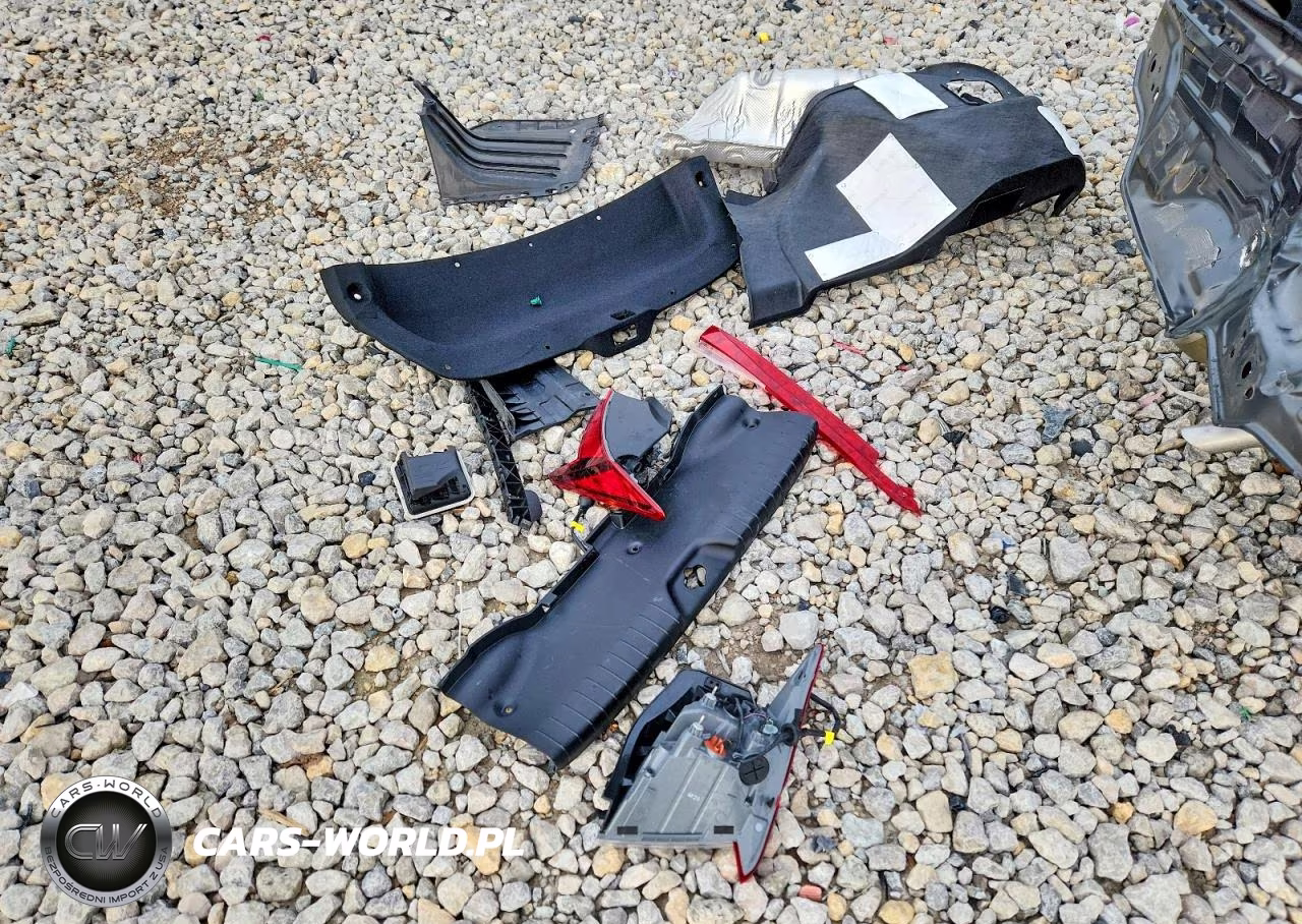 2026 Hyundai Elantra Sel Sport VIN:KMHLM4DG1TU258214 - 12