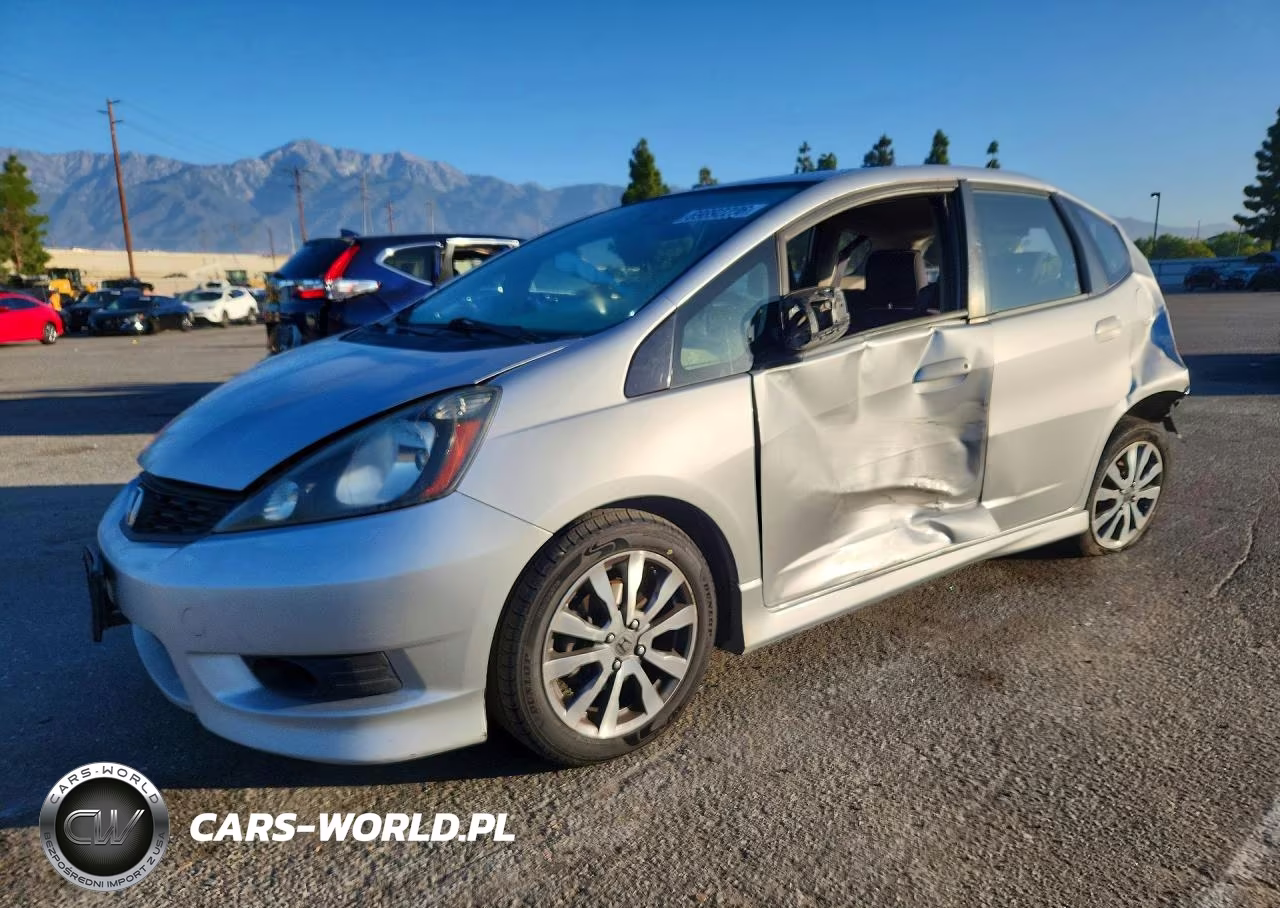 2012 Honda Fit Sport VIN:JHMGE8H57CC004577 - 1