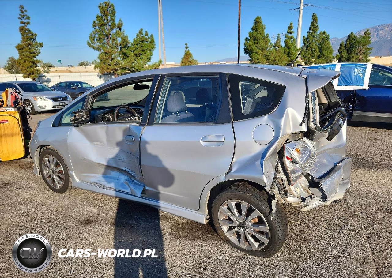 2012 Honda Fit Sport VIN:JHMGE8H57CC004577 - 2