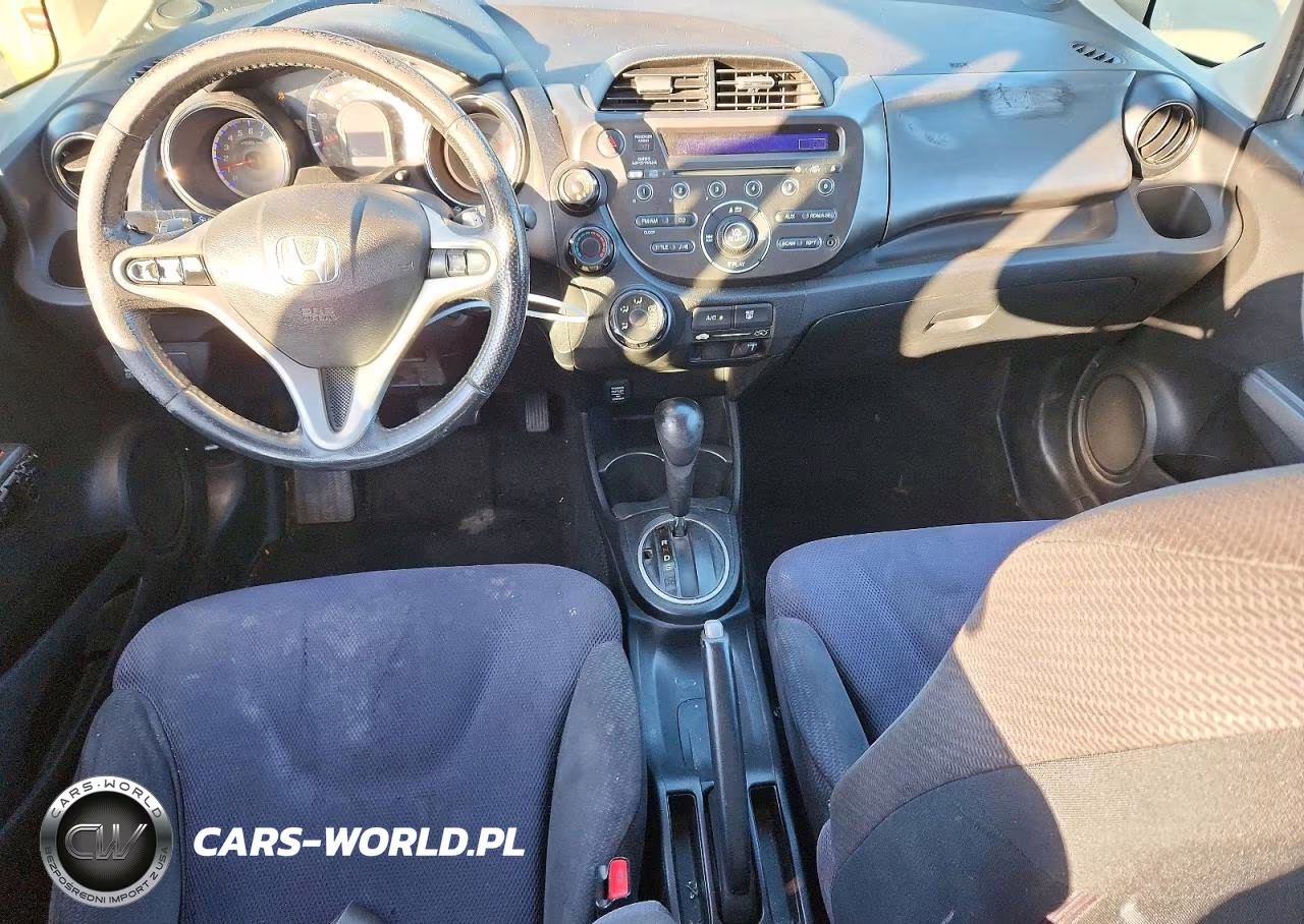 2012 Honda Fit Sport VIN:JHMGE8H57CC004577 - 8
