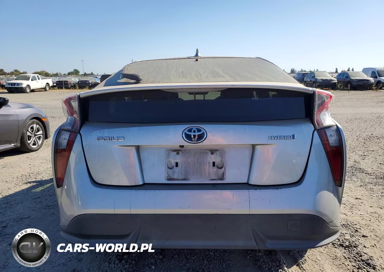 2017 Toyota Prius Three Touring VIN:JTDKARFU4H3530938 - 6