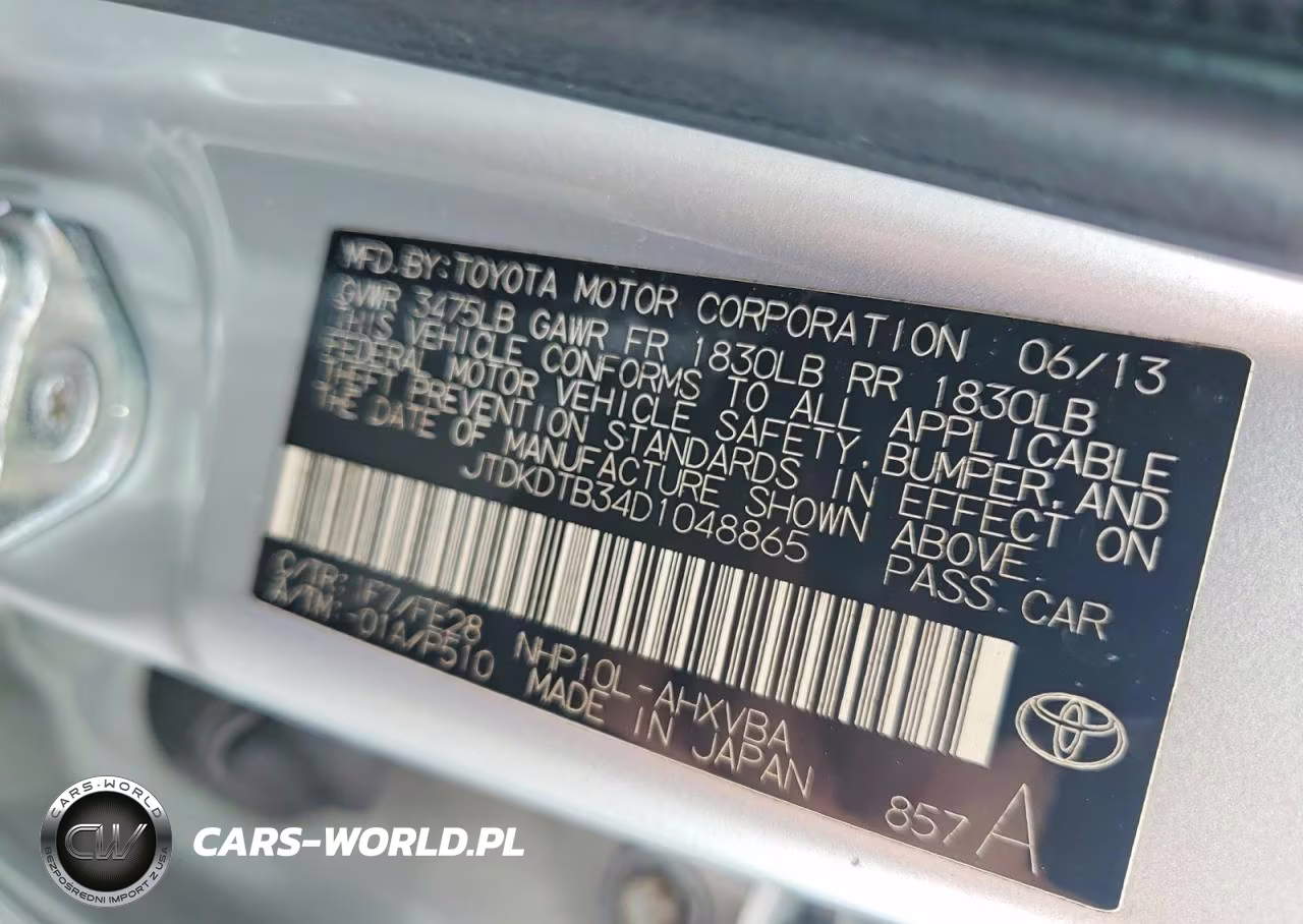 2013 Toyota Prius C One VIN:JTDKDTB34D1048865 - 12